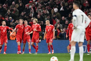 Sao Man United nói điều bất ngờ về Ronaldo