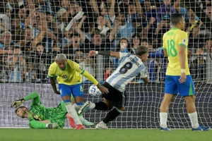 Ronaldo bật mí nguyên do HLV Ancelotti chưa nắm đội tuyển Brazil 