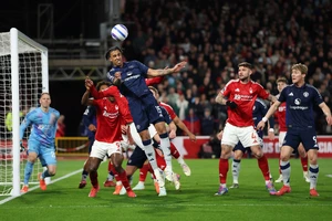 HLV Ruben Amorim bất lực và nói lời cay đắng về MU