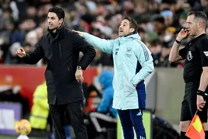 HLV Arteta tiết lộ cuộc điện thoại bí ẩn cho 'nguồn cảm hứng' Pep Guardiola để thắng Real