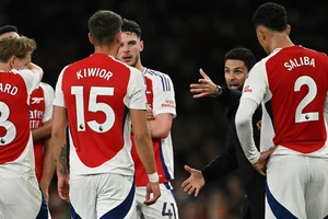 Arsenal không dưỡng sức các ngôi sao cho trận quyết đấu PSG