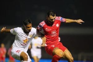 Những bước ngoặt lớn ở vòng 20 V-League