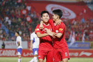 HLV Velizar Popov 'gây bão' ở Viettel