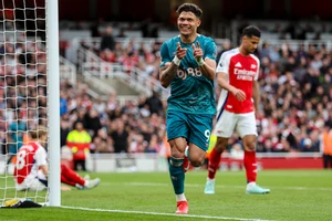 Arsenal đã quá cẩu thả và run rẩy ở chuyến làm khách PSG