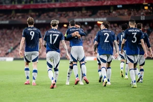 HLV Ruben Amorim lo sợ MU mất kiểm soát