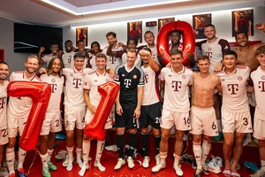 Cảm động màn chia tay của Muller và Dier ở Allianz Arena