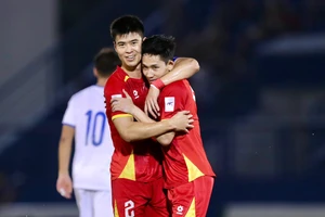 Đội tuyển Việt Nam cứng cỏi trước trận quyết đấu Malaysia