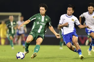 Công Phượng và CLB Bình Phước đấu tay đôi với PVF-CAND tranh suất vé vớt