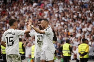 Mbappe trở lại Real Madrid sung mãn cho tứ kết Club World Cup