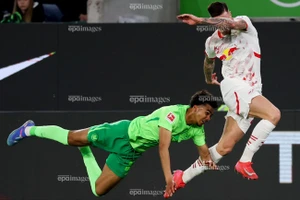 2 mục tiêu hàng đầu của Man United