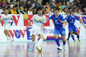 Thái Sơn Nam tái ngộ Thái Sơn Bắc ở chung kết rực lửa