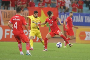 CLB Công an TP.HCM thua nặng và màn trình diễn của tân binh