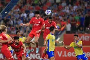 Vòng 4 V-League: Tốp dưới gồng mình vươn lên