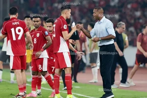 Kỳ lạ 3 con trai của Patrick Kluivert đều ‘nổ súng’ ở châu Âu