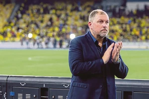 Bóng đá Malaysia lại gặp sóng gió ở chiếc ghế nóng