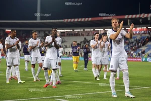 Chỉ cần 1 bàn nữa, Harry Kane chạm mốc kỷ lục của Vua bóng đá Pele 