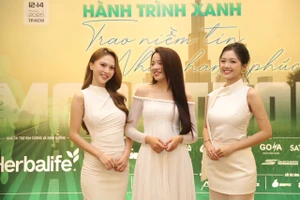 Người đẹp trên đường chạy Tiền Phong Half Marathon 2025