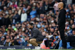 Sốc: Pep Guardiola và 5 HLV hàng đầu từ chối Manchester United