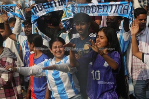 Nóng: Cảnh sát bắt giữ người tổ chức chuyến thăm của Messi gây bạo loạn ở Ấn Độ