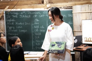 Cuộc hồi sinh kỳ diệu của thổ cẩm người Mạ