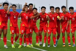 Nhận thưởng 1,1 tỉ đồng, U-23 Việt Nam vào tứ kết sẽ gặp Nhật Bản, UAE hoặc Qatar