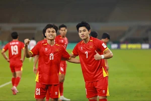 Đêm nay, U-23 Việt Nam chờ “cân” Trung Quốc hoặc Uzbekistan ở bán kết