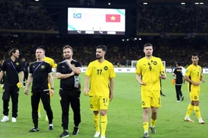 Sốc: Quan chức bóng đá Malaysia 'tự xử' để tránh lệnh trừng phạt của FIFA