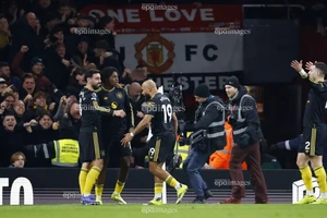 Quật ngã Man City và Arsenal, Man United 'bay' vào tốp 4