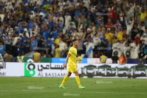 Al Nassr trả bao nhiêu để sa thải Ronaldo?