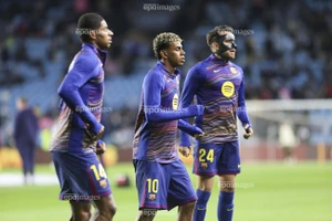 Nóng: Barca mua sao MU với giá rẻ bất ngờ