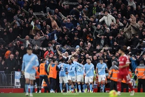Man City lập kỷ lục khiến cả nước Anh choáng váng