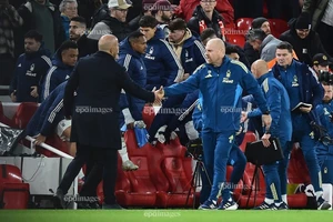 Sau Thomas Frank của Tottenham, thêm 1 HLV giải Ngoại hạng Anh bay ghế