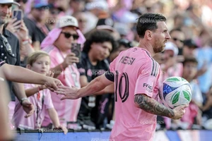 Tiết lộ sự thật chấn động từ cuộc chia tay đầy nước mắt của Messi
