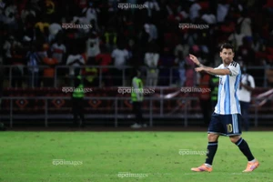 Không thể đụng độ Yamal, Messi tức giận