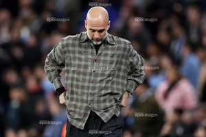 Pep Guardiola cười ra nước mắt: ‘Ai cũng muốn Man City sa thải tôi’