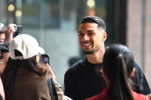 Rộn ràng tuyển Việt Nam đã có Son lại còn Hên, chờ đánh bại Malaysia