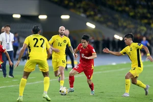 Malaysia xuống thê thảm, tuyển Việt Nam lên thần tốc
