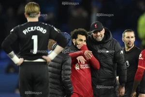 HLV Klopp nổi giận, nói thẳng việc gia nhập Real Madrid