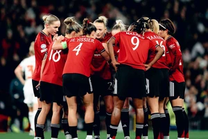 Sốc: Bayern Munich thắng kịch tính Man United, Barca vùi dập Real ở tứ kết Champions League