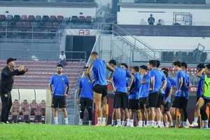 Bị loại đau đớn, Malaysia không buông ở Thiên Trường