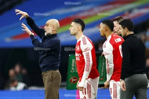 Chuỗi trận sinh tử cho Arsenal 