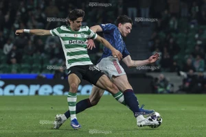 Sporting đe dọa đánh sập Arsenal ở Emirates