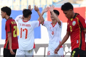 U-17 Việt Nam dội 2 trận “mưa gôn” nhưng vẫn chưa chắc suất vào bán kết