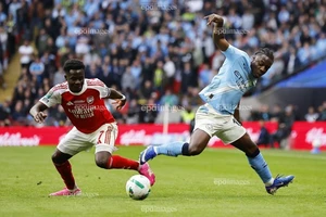 Kịch bản điên rồ Arsenal và Man City đá thêm 1 trận để chọn đội vô địch