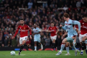 Man United cần bao nhiêu điểm nữa để vô địch Premier League?