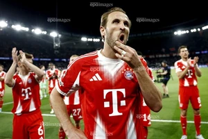 Harry Kane phản ứng sau trận thua điên rồ của Bayern