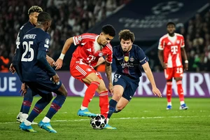 Bayern tái đấu PSG chờ mưa bàn thắng