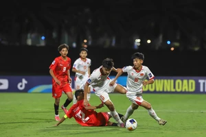 Bóng đá trẻ Việt Nam mở toang cửa World Cup