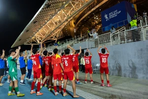 1 tỉ đồng cho kỳ tích U-17 Việt Nam và tham vọng World Cup 2034