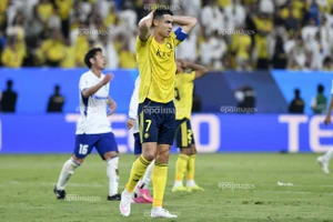 Ronaldo trải qua 2 nỗi đau trong 5 ngày
